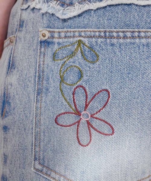 TINA：JOJUN（ティーナジョジュン）の「ウエスタンライク ルーズフレアデニムパンツ TINA：JOJUN（デニムパンツ・レディース・ブルー・S/M）」の7枚目の写真