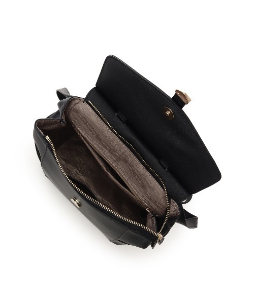 Samantha Thavasa（サマンサタバサ）の「スタイリッシュ2wayバッグ（バックパック/リュック・レディース・ブラック/グレイッシュベージュ/オフホワイト・FREE）」の10枚目の写真