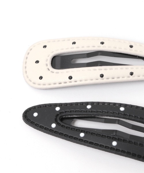 repipi armario（レピピ アルマリオ）の「ドット2Pパッチンピン（ヘアピン・キッズ・ホワイト/ブラック・FREE）」の4枚目の写真