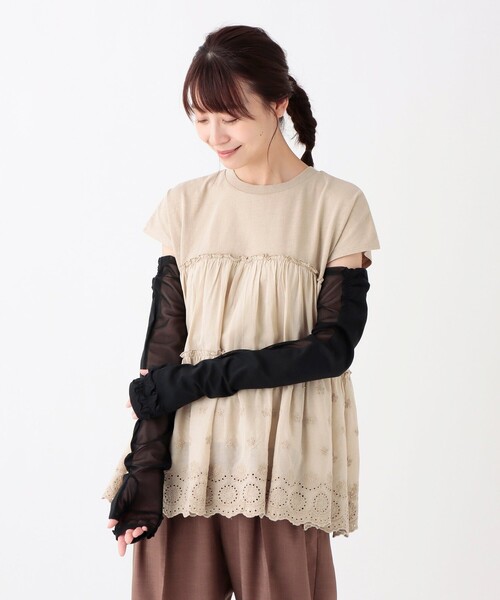 Afternoon Tea(アフタヌーンティー)の「コットンメローフリル UVアームカバー/ロング(手袋・レディース・ライトブルー/ブラック・ONE SIZE)」の1枚目の写真