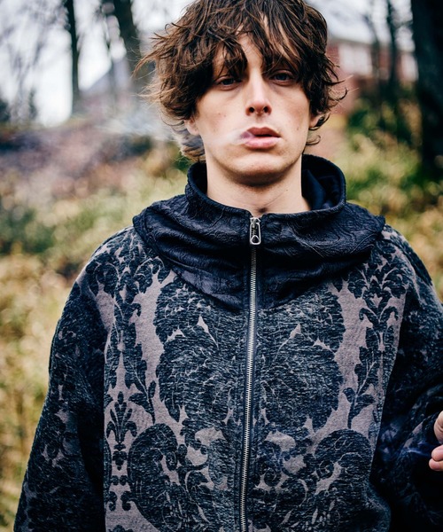 glamb（グラム）の「Drape High Neck Jacket / ドレープハイネックジャケット（ブルゾン・メンズ・ブラック/ブルー/チャコール・S/M/L）」の17枚目の写真