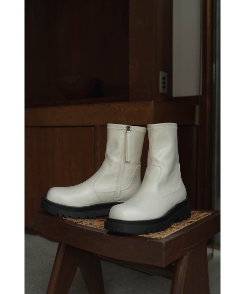 Knuth Marf(クヌースマーフ)の「side zip ankle boots(ブーツ・レディース・ホワイト・25)」の1枚目の写真