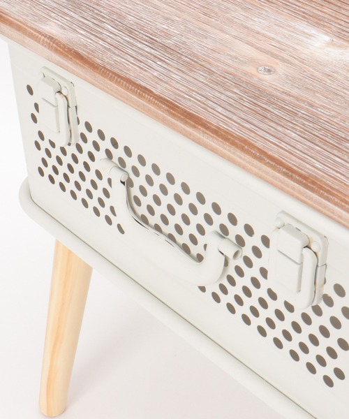 LBC(エルビーシー)の「【WEB限定】トランク ストレージテーブル(インテリア雑貨・レディース・ホワイト/シルバー系・FREE)」の10枚目の写真