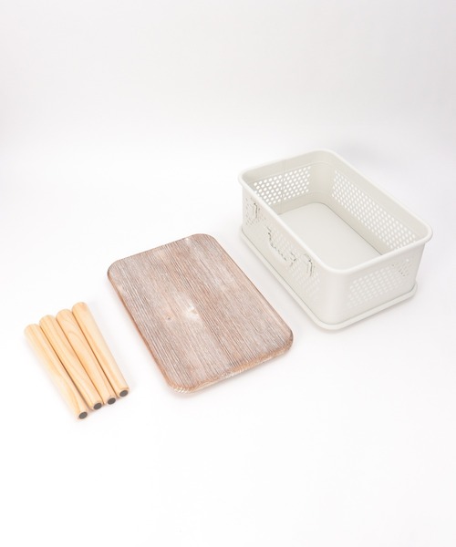 LBC(エルビーシー)の「【WEB限定】トランク ストレージテーブル(インテリア雑貨・レディース・ホワイト/シルバー系・FREE)」の15枚目の写真