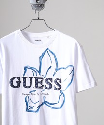 GUESS ゲス 半袖Tシャツ フロントプリント 花柄 ホワイト レディース S Tシャツ/カットソー | GUESS(ゲス) JAPAN 公式オンラインストア