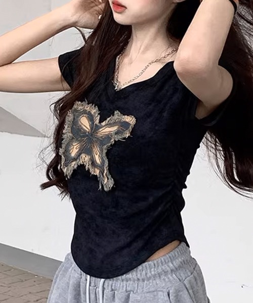 .KOM(ドットコム)の「A'GEM/9 × .kom 『.KOM/ドットケーオーエム』 /蝶ギャザーTシャツ(Tシャツ/カットソー・レディース・ホワイト/ブラック・M)」の6枚目の写真