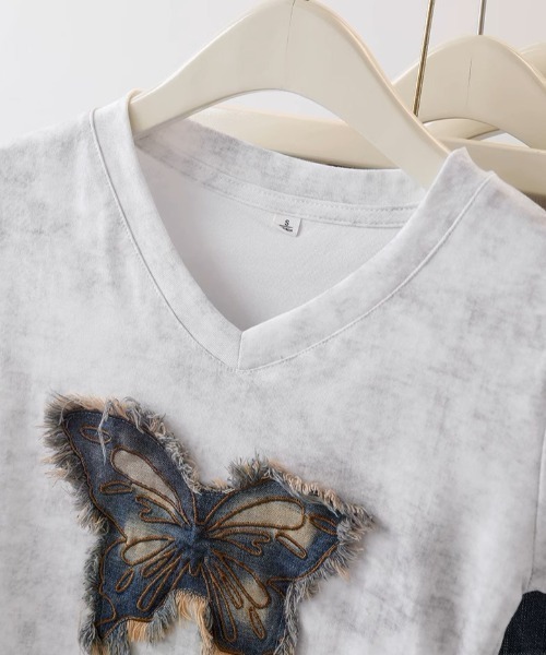 .KOM(ドットコム)の「A'GEM/9 × .kom 『.KOM/ドットケーオーエム』 /蝶ギャザーTシャツ(Tシャツ/カットソー・レディース・ホワイト/ブラック・M)」の18枚目の写真