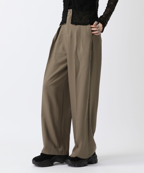 FOREVER 21(フォーエバー トゥエンティーワン)の「【2025SS】タックスラックス(スラックス・レディース・ブラック/ベージュ・MEDIUM/SMALL)」の7枚目の写真