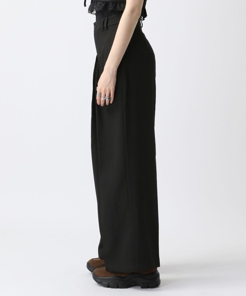 FOREVER 21(フォーエバー トゥエンティーワン)の「【2025SS】タックスラックス(スラックス・レディース・ブラック/ベージュ・MEDIUM/SMALL)」の12枚目の写真