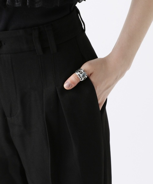 FOREVER 21(フォーエバー トゥエンティーワン)の「【2025SS】タックスラックス(スラックス・レディース・ブラック/ベージュ・MEDIUM/SMALL)」の15枚目の写真