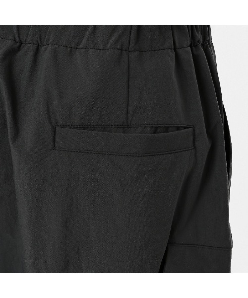 NEW BALANCE(ニューバランス)の「New Balance Utility Fat Cargo Shorts(ニューバランス ユーティリティ ファット カーゴショーツ)(カーゴパンツ・メンズ・ブラック系/グリーン系/グレー系・LARGE/MEDIUM/X-LARGE)」の9枚目の写真