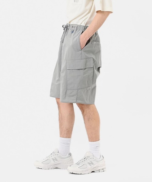 NEW BALANCE(ニューバランス)の「New Balance Utility Fat Cargo Shorts(ニューバランス ユーティリティ ファット カーゴショーツ)(カーゴパンツ・メンズ・ブラック系/グリーン系/グレー系・LARGE/MEDIUM/X-LARGE)」の18枚目の写真