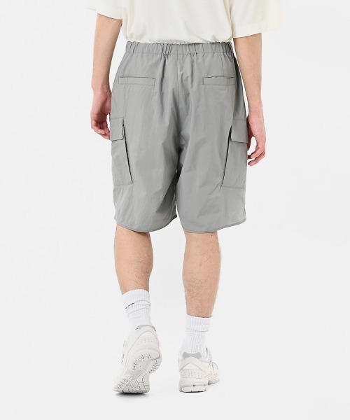 New Balance Utility Fat Cargo Shorts（ニューバランス