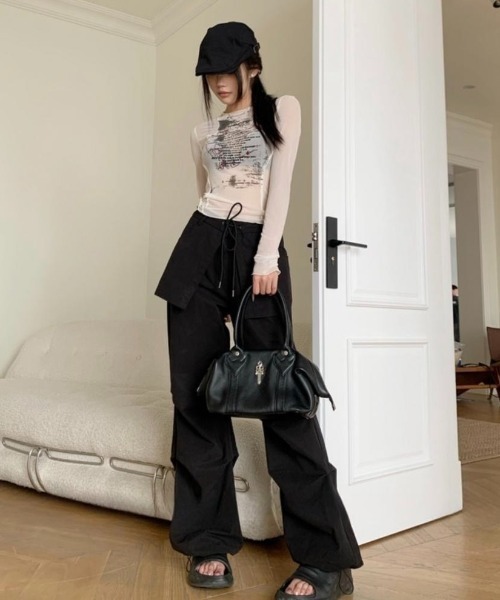 LADY LIKE(レディライク)の「レターロゴシアーTシャツ(Tシャツ/カットソー・レディース・ブラック/ホワイト・M)」の7枚目の写真