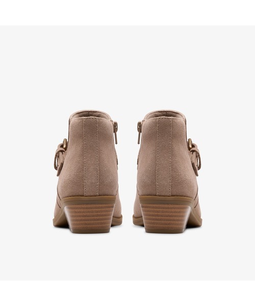 Clarks(クラークス)の「Danyelle Wish / ダニウェルウィッシュ(ライトトープスエード)(ブーツ・レディース・ベージュ・UK5/UK4.5/UK4/UK3.5/UK3/UK6/UK5.5)」の5枚目の写真