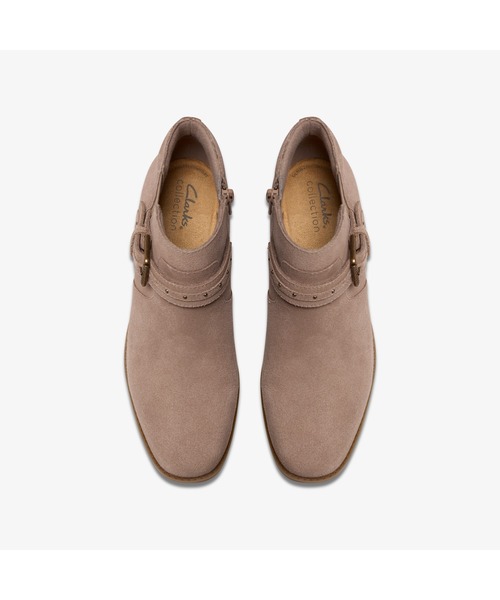 Clarks(クラークス)の「Danyelle Wish / ダニウェルウィッシュ(ライトトープスエード)(ブーツ・レディース・ベージュ・UK5/UK4.5/UK4/UK3.5/UK3/UK6/UK5.5)」の6枚目の写真