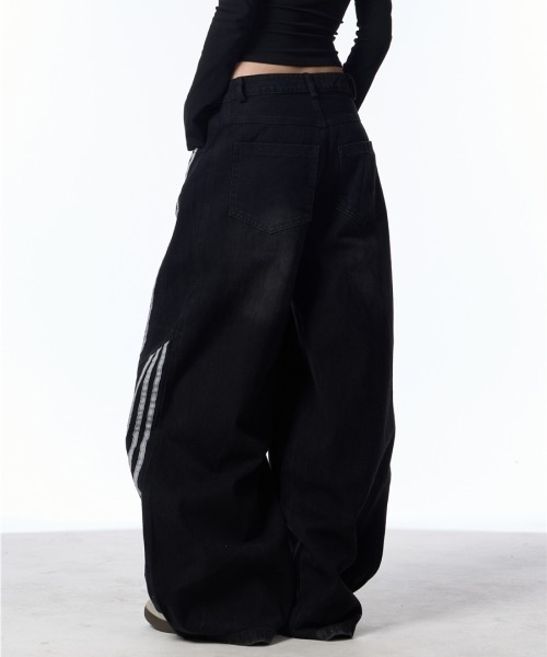 mushwear（マッシュウェア）の「サイドステッチバレルデニム（デニムパンツ・メンズ・ブラック/ブルー・SMALL/MEDIUM/LARGE/X-LARGE）」の5枚目の写真