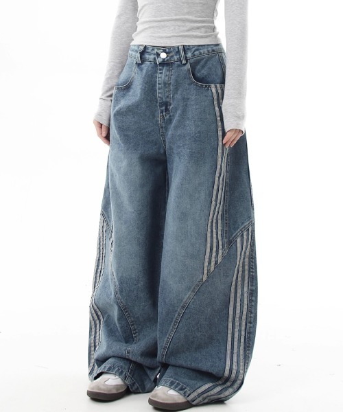 mushwear（マッシュウェア）の「サイドステッチバレルデニム（デニムパンツ・メンズ・ブラック/ブルー・SMALL/MEDIUM/LARGE/X-LARGE）」の11枚目の写真