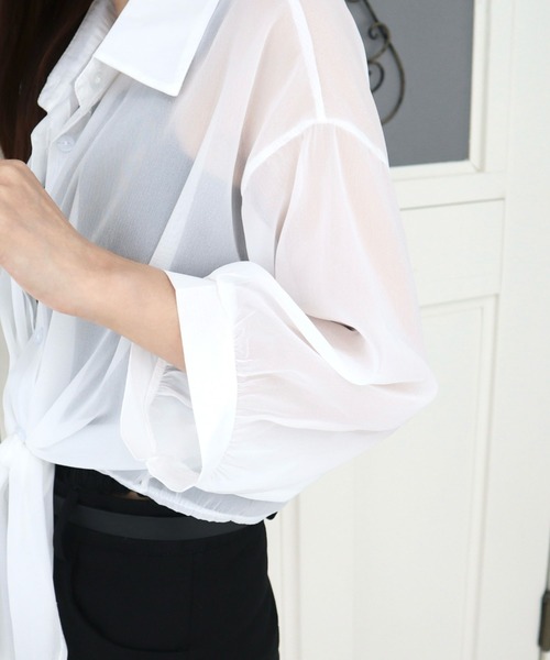 CECIL McBEE（セシルマクビー）の「シアー前結びシャツ（シャツ/ブラウス・レディース・オフホワイト/ブラック・MEDIUM）」の8枚目の写真