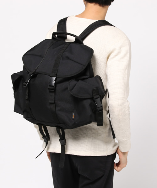 Butler Verner Sails（バトラーヴァーナーセイルス）の「【Butler Verner Sails】 コーデュラ70’ｓバックパック（バックパック/リュック・メンズ・ブラック/ネイビー・FREE）」の5枚目の写真