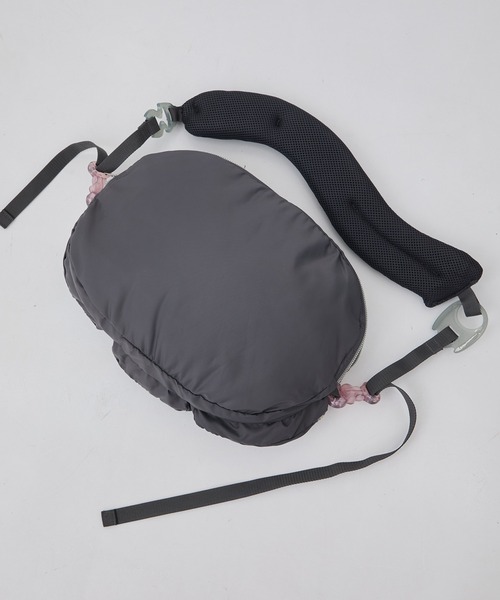 MIKIO SAKABE（ミキオ サカベ）の「【MIKIOSAKABE/ミキオサカベ】《STUDIOUS別注》7pockets bag/ナイロンバッグ（ショルダーバッグ・レディース・ブラック/グレー・FREE）」の16枚目の写真