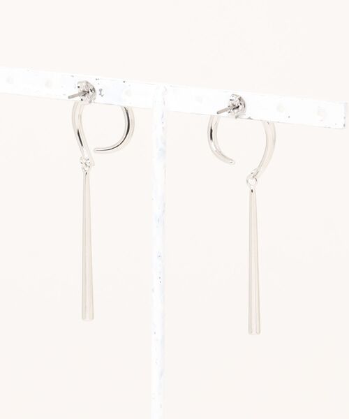 le cercle ADAM ET ROPE'(ルセルクルアダムエロペ)の「バーピアス(ピアス(両耳用)・レディース・シルバー/ゴールド・FREE)」の8枚目の写真