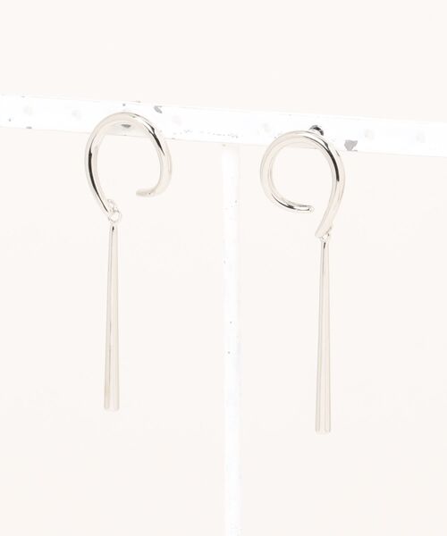 le cercle ADAM ET ROPE'(ルセルクルアダムエロペ)の「バーピアス(ピアス(両耳用)・レディース・シルバー/ゴールド・FREE)」の7枚目の写真
