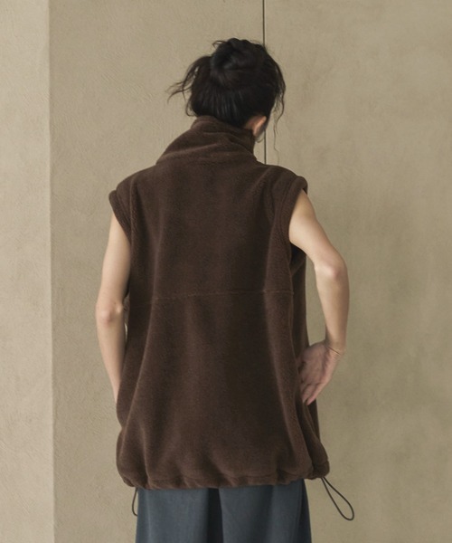 feepur（フェピュール）の「ダブルジップボアベスト（その他アウター・レディース・グレー/ブラウン/ブラック・MEDIUM）」の5枚目の写真