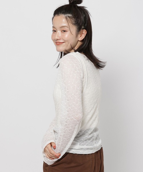 niko and...(ニコアンド)の「フェイクレイヤーレースプルオーバー(Tシャツ/カットソー・レディース・マスタード/ブラウン/オフホワイト・FREE)」の13枚目の写真