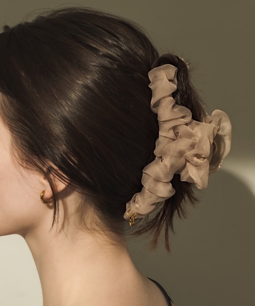 muku(ムク)の「HAIR CLIP/TULLE(バレッタ/ヘアクリップ・レディース・アイボリー/ブラック/ブラウン・FREE)」の1枚目の写真