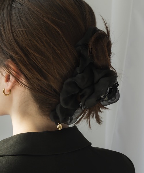 muku(ムク)の「HAIR CLIP/TULLE(バレッタ/ヘアクリップ・レディース・アイボリー/ブラック/ブラウン・FREE)」の12枚目の写真