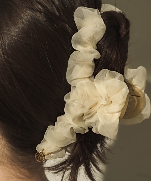 muku(ムク)の「HAIR CLIP/TULLE(バレッタ/ヘアクリップ・レディース・アイボリー/ブラック/ブラウン・FREE)」の15枚目の写真