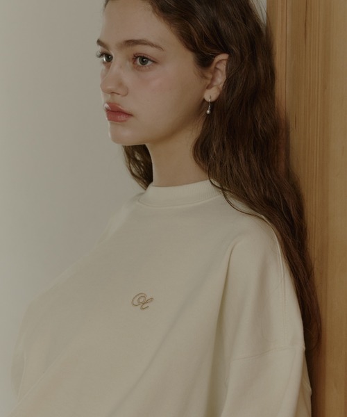 OLUN(オルン)の「"OLUN" Logo sweat / "OLUN" ロゴ刺繍スウェット(スウェット・レディース・ベージュ/ピンク/グレー/アイボリー/ネイビー・MEDIUM/SMALL)」の10枚目の写真