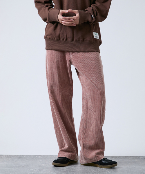 B.C STOCK(ベーセーストック)の「フェード加工 コーディロイ ワイドストレートパンツ(その他パンツ・メンズ・ブラウン/ピンク/ブラック/チャコールグレー・MEDIUM/LARGE)」の4枚目の写真
