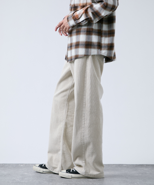 B.C STOCK(ベーセーストック)の「フェード加工 コーディロイ ワイドストレートパンツ(その他パンツ・メンズ・ブラウン/ピンク/ブラック/チャコールグレー・MEDIUM/LARGE)」の13枚目の写真
