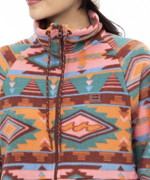 BILLABONG(ビラボン)の「【BILLABONG/ビラボン】23AW BOUNDARY ZIP LITE/総柄ジップアップフリース(その他トップス・レディース・マルチ・MEDIUM)」の4枚目の写真