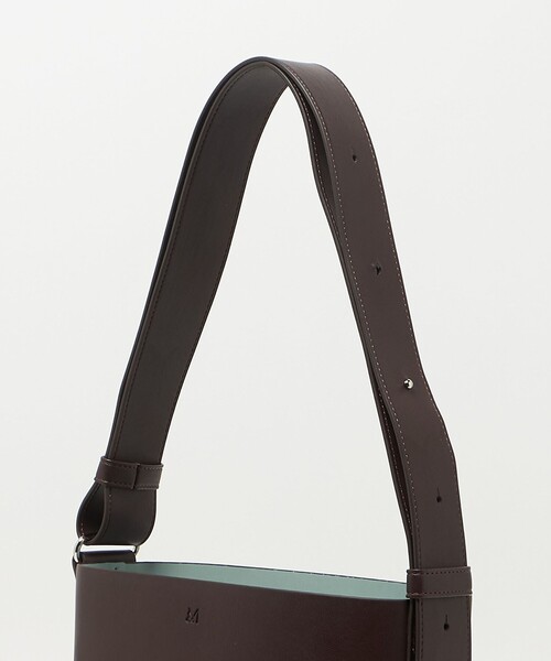&MyuQ(アンドミューク)の「【別注】<&MyuQ>JUNO MINI バッグ(ショルダーバッグ・レディース・ダークブラウン/ブラック・FREE)」の10枚目の写真