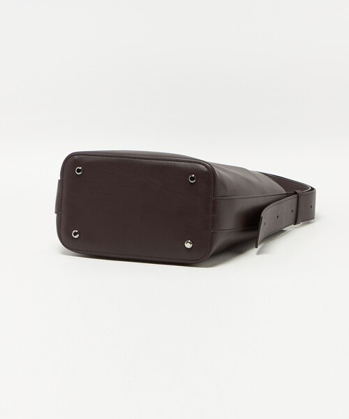 &MyuQ(アンドミューク)の「【別注】<&MyuQ>JUNO MINI バッグ(ショルダーバッグ・レディース・ダークブラウン/ブラック・FREE)」の11枚目の写真