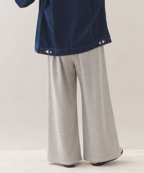 OMNES（オムネス）の「テック裏毛ワイドスウェットパンツ（スウェットパンツ・レディース・ブラック/ダークグレー/ホワイト/グレー・FREE）」の18枚目の写真