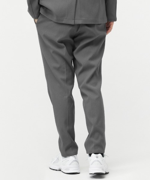 NEW BALANCE（ニューバランス）の「【アルペン限定】 ニューバランス New Balance THE CITY シーズナルスリムテーパードパンツ（スラックス・メンズ・ベージュ/グレー・LL/S/M/L）」の4枚目の写真