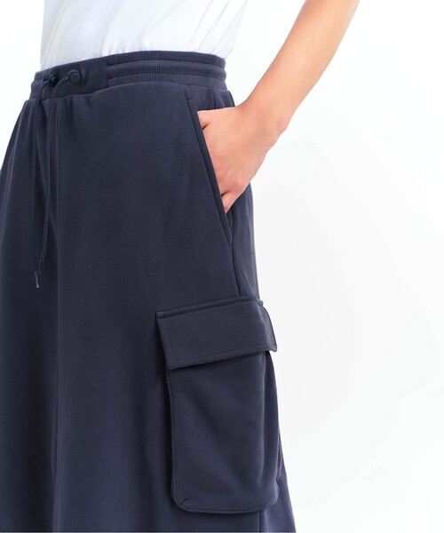 AIGLE(エーグル)の「フレンチテリーカーゴスカート(スカート・レディース・ブラック/ネイビー・40/38/36)」の9枚目の写真