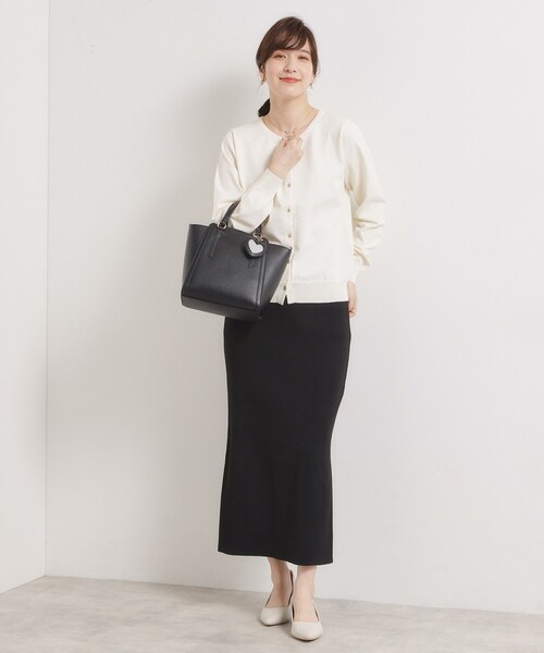 ITS'DEMO（イッツデモ）の「ミラーチャーム付き2WAYトート（ハンドバッグ・レディース・ブラック/ライトベージュ/ボルドー・00）」の5枚目の写真