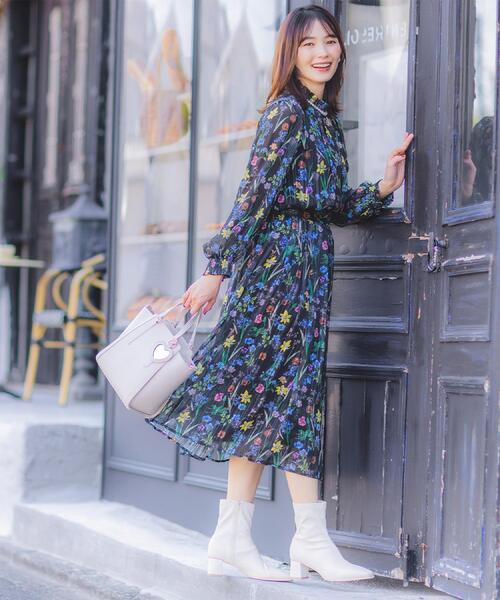 ITS'DEMO（イッツデモ）の「ミラーチャーム付き2WAYトート（ハンドバッグ・レディース・ブラック/ライトベージュ/ボルドー・00）」の14枚目の写真