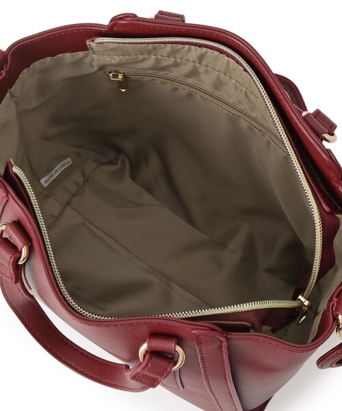 ITS'DEMO（イッツデモ）の「ミラーチャーム付き2WAYトート（ハンドバッグ・レディース・ブラック/ライトベージュ/ボルドー・00）」の21枚目の写真