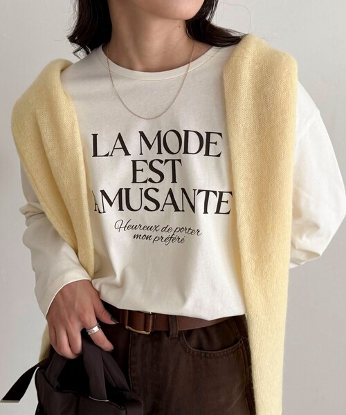 fredy emue(フレディエミュ)の「ロゴプリントロンTシャツ(Tシャツ/カットソー・レディース・ライトグレー/オフホワイト/アイボリー・38)」の2枚目の写真