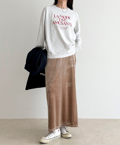 fredy emue(フレディエミュ)の「ロゴプリントロンTシャツ(Tシャツ/カットソー・レディース・ライトグレー/オフホワイト/アイボリー・38)」の4枚目の写真