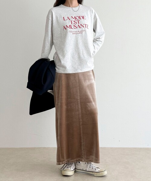 fredy emue(フレディエミュ)の「ロゴプリントロンTシャツ(Tシャツ/カットソー・レディース・ライトグレー/オフホワイト/アイボリー・38)」の5枚目の写真