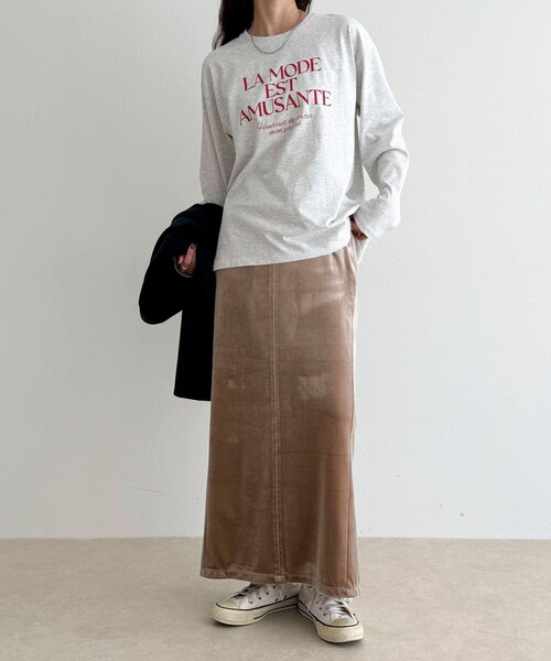 fredy emue(フレディエミュ)の「ロゴプリントロンTシャツ(Tシャツ/カットソー・レディース・ライトグレー/オフホワイト/アイボリー・38)」の7枚目の写真