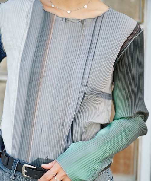 GRAPHIC TOP 【公式通販】