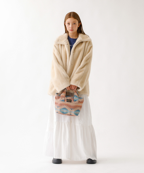 PENDLETON(ペンドルトン)の「【PENDLETON/ペンドルトン】FLANNEL TOTEBAG/トートバッグ/フランネル素材/中綿入り/ユニセックス【WEB限定】(トートバッグ・メンズ・ベージュ/チャコールグレー・フリー)」の3枚目の写真